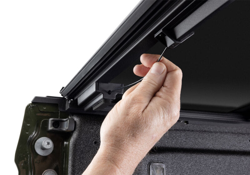 BAK 21-25 Ford F-150 6.5ft. Bed BAKFlip MX4 TS