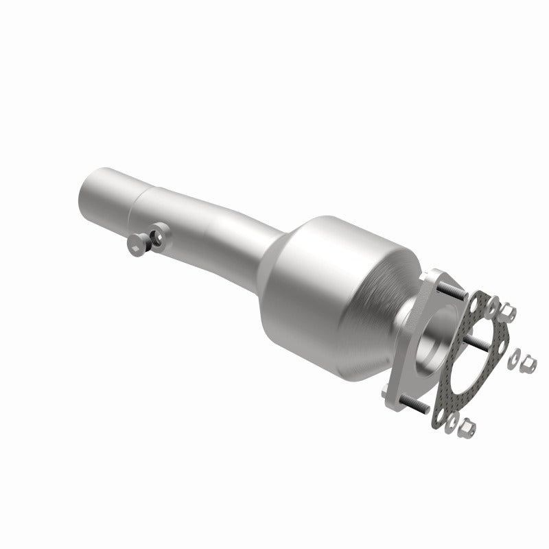 MagnaFlow 14-19 Range Rover Evoque/Discovery Sport 2.0 Rear Direct-Fit Catalytic Converter
