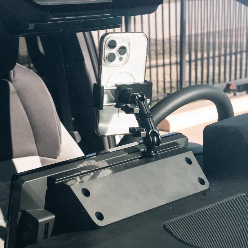 Cali Raised 2024+ Toyota Tacoma Dash Mount - 14in Small Screen
