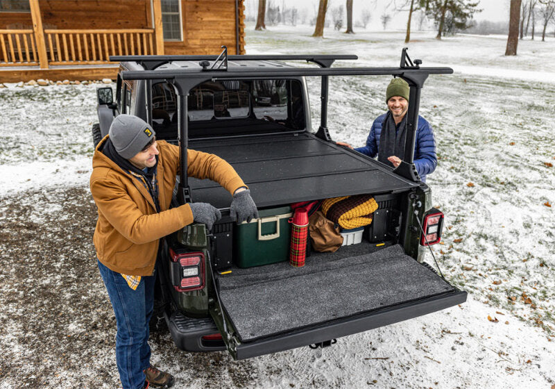 BAK 19-25 Dodge RAM w/o RamBox (New Body / No MF Tailgate) 5.7ft Bed BAKFlip MX4 TS