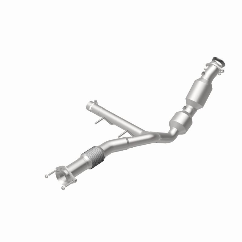 MagnaFlow 22-24 Ford Expedition 3.5L w/ Dual Exhaust Right Underbody Direct-Fit Catalytic Converter