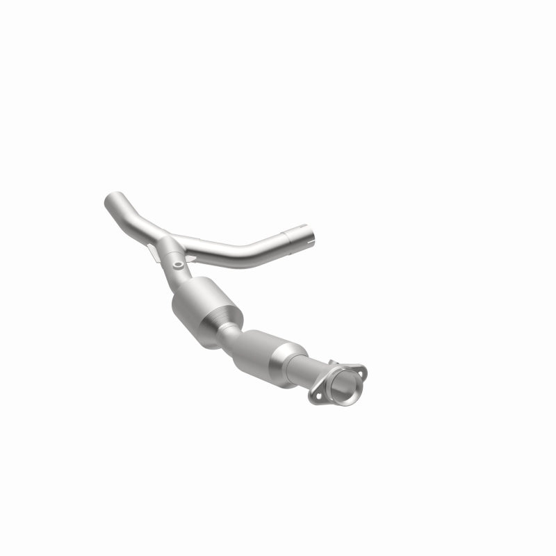MagnaFlow 05-06 Ford E-250 4.6L California Grade CARB Complaint Direct-Fit Catalytic Converter