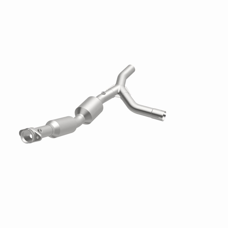 MagnaFlow 05-06 Ford E-250 4.6L California Grade CARB Complaint Direct-Fit Catalytic Converter