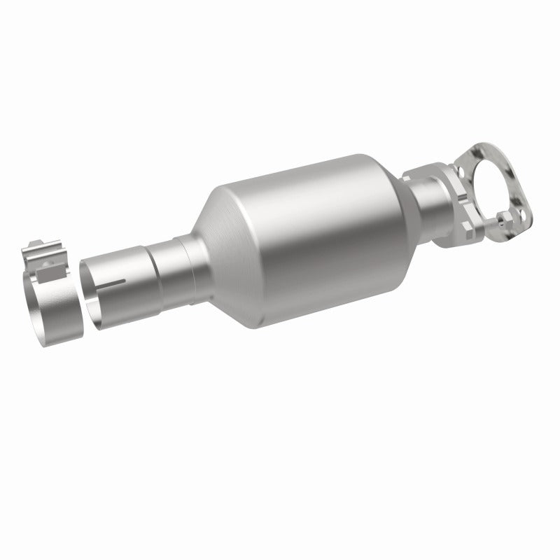 MagnaFlow 13-16 Ford C-Max 2.0L California Grade CARB Compliant Direct-Fit Catalytic Converter