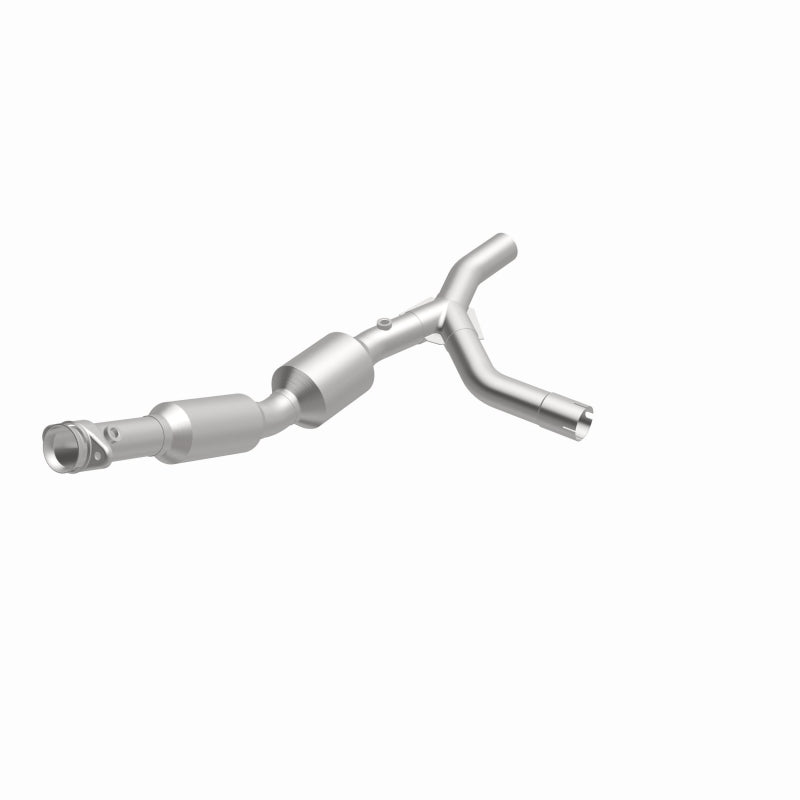 MagnaFlow 05-06 Ford E-250 4.6L California Grade CARB Complaint Direct-Fit Catalytic Converter