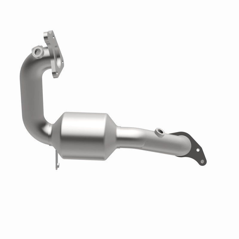 MagnaFlow 11-13 Nissan Juke 1.6L California Grade CARB Compliant Direct-Fit Catalytic Converter