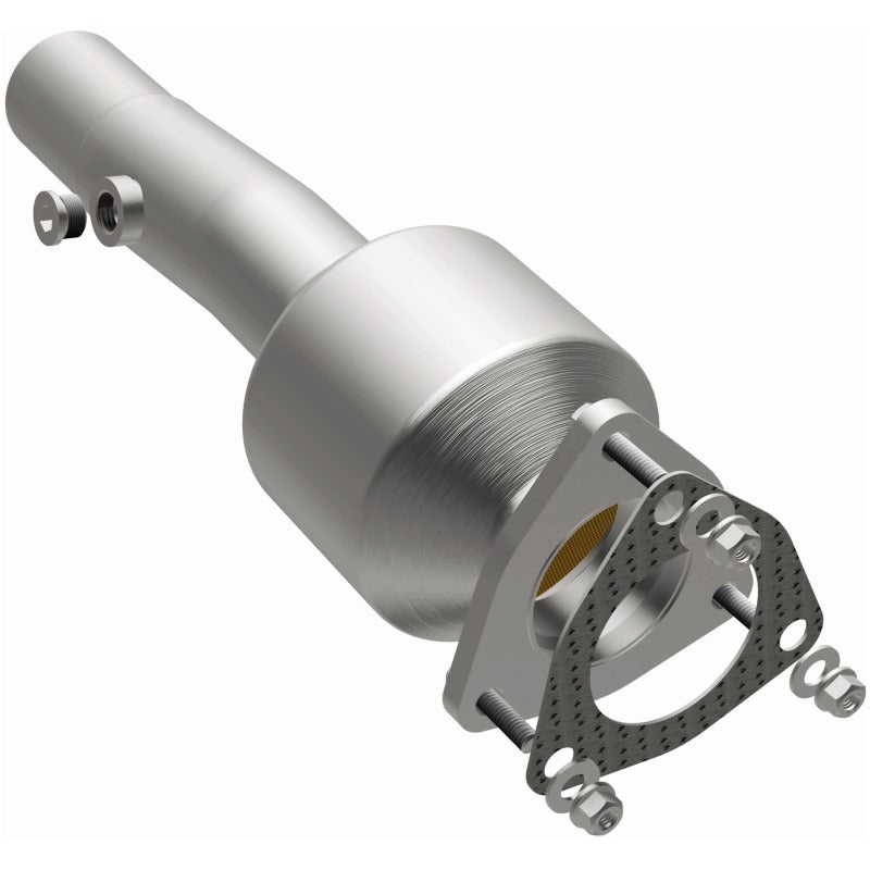 MagnaFlow 14-19 Range Rover Evoque/Discovery Sport 2.0 Rear Direct-Fit Catalytic Converter