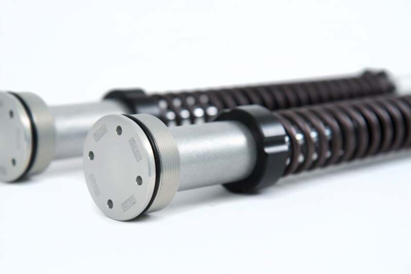 Ohlins 10-17 Harley Dyna (Showa) NIX 22 Cust/Heritage Cartridge Kt (Incl. Springs 04744-10 / 11)