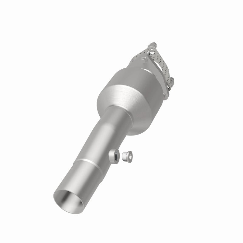 MagnaFlow 14-19 Range Rover Evoque/Discovery Sport 2.0 Rear Direct-Fit Catalytic Converter