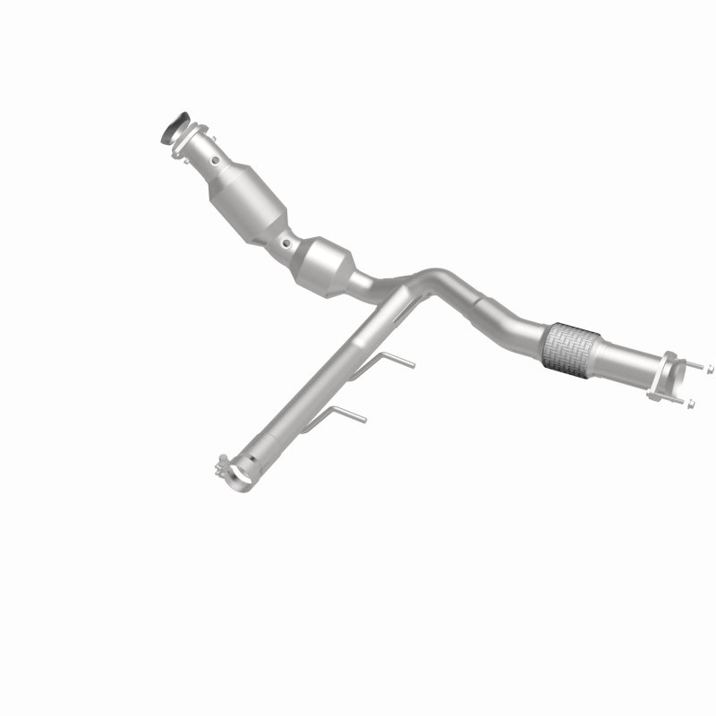 MagnaFlow 22-24 Ford Expedition 3.5L w/ Dual Exhaust Right Underbody Direct-Fit Catalytic Converter