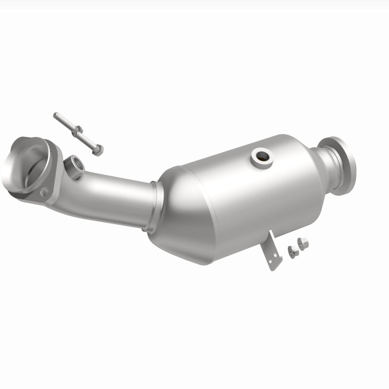 MagnaFlow 2015 Mercedes-Benz C400 V6 3.0L OEM Underbody Direct-Fit Catalytic Converter