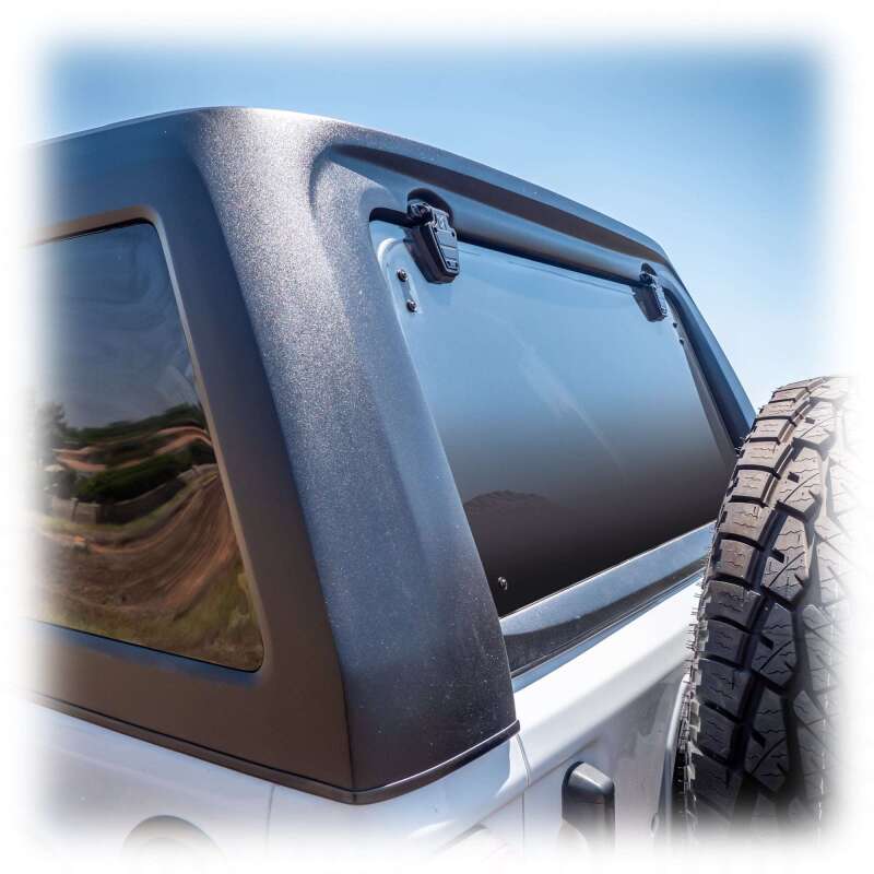 Turn Offroad 18+ Jeep JL 4-Door Fastback Hardtop - White