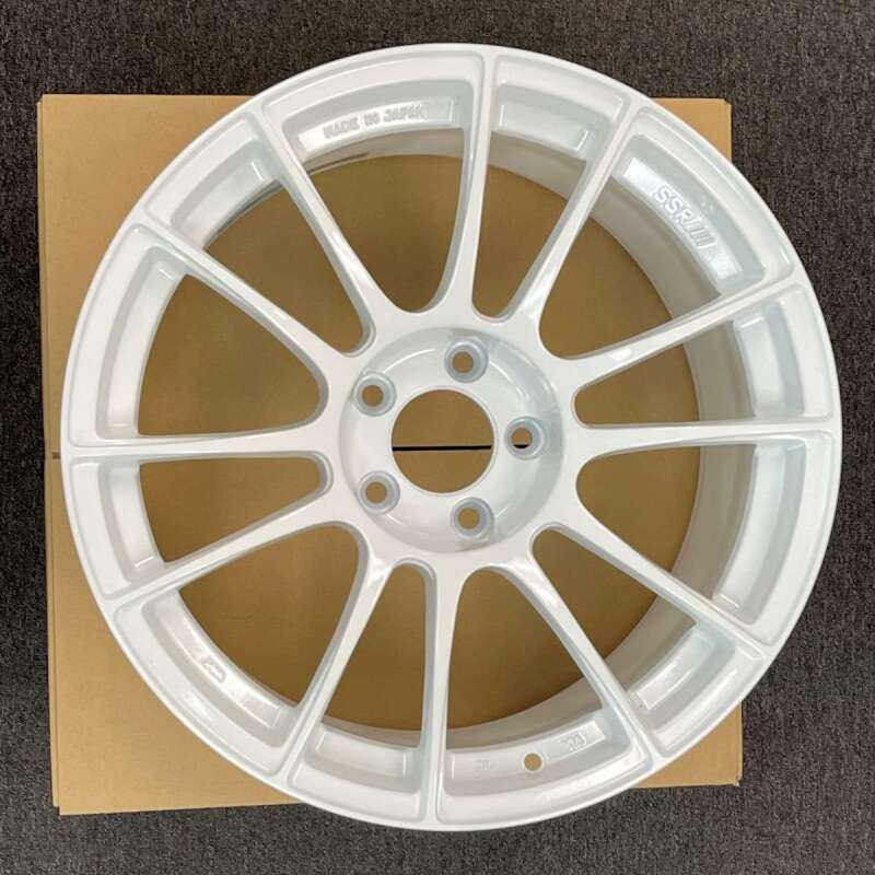SSR GTX04 18x9.5 5x114.3 40mm Offset White Wheel *SPECIAL ORDER-NO CANCELLATION/RETURN*