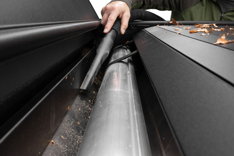 RealTruck 2015-2020 Ford F-150 5ft 7in FlushFit Retractable Cover