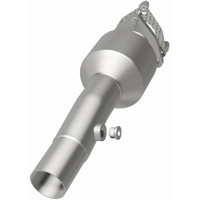 MagnaFlow 14-19 Range Rover Evoque/Discovery Sport 2.0 Rear Direct-Fit Catalytic Converter
