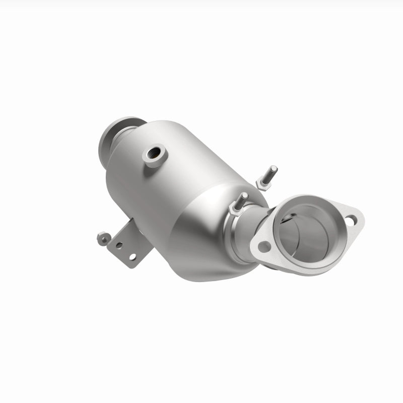 MagnaFlow 2015 Mercedes-Benz C400 V6 3.0L OEM Underbody Direct-Fit Catalytic Converter