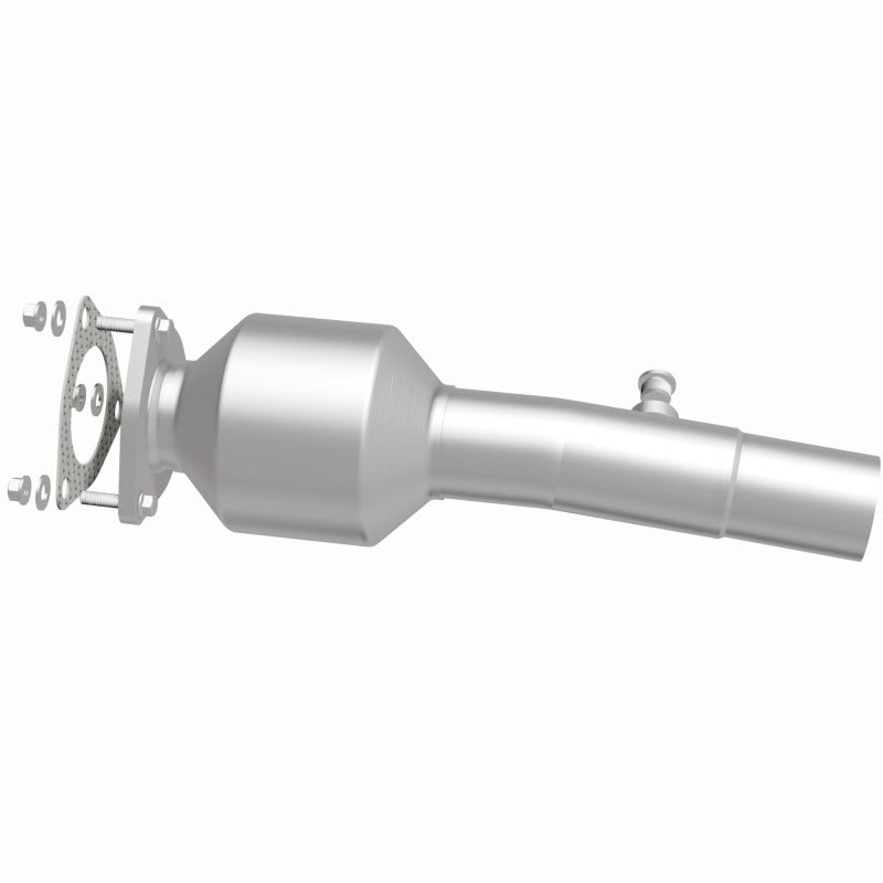 MagnaFlow 14-19 Range Rover Evoque/Discovery Sport 2.0 Rear Direct-Fit Catalytic Converter